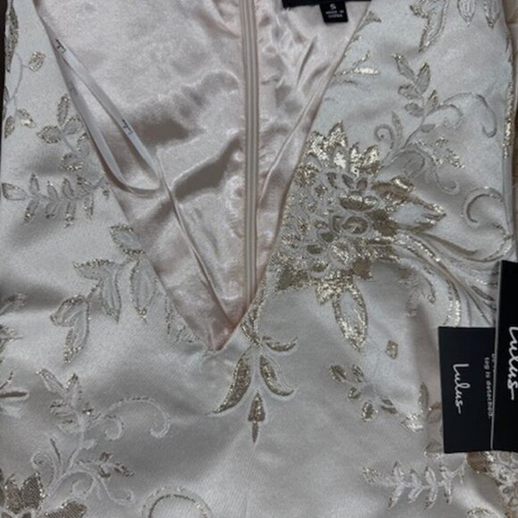 NWT Lulus Go with the Glow Metallic Champagne Floral Jacquard Shift Dress - Picture 6 of 8